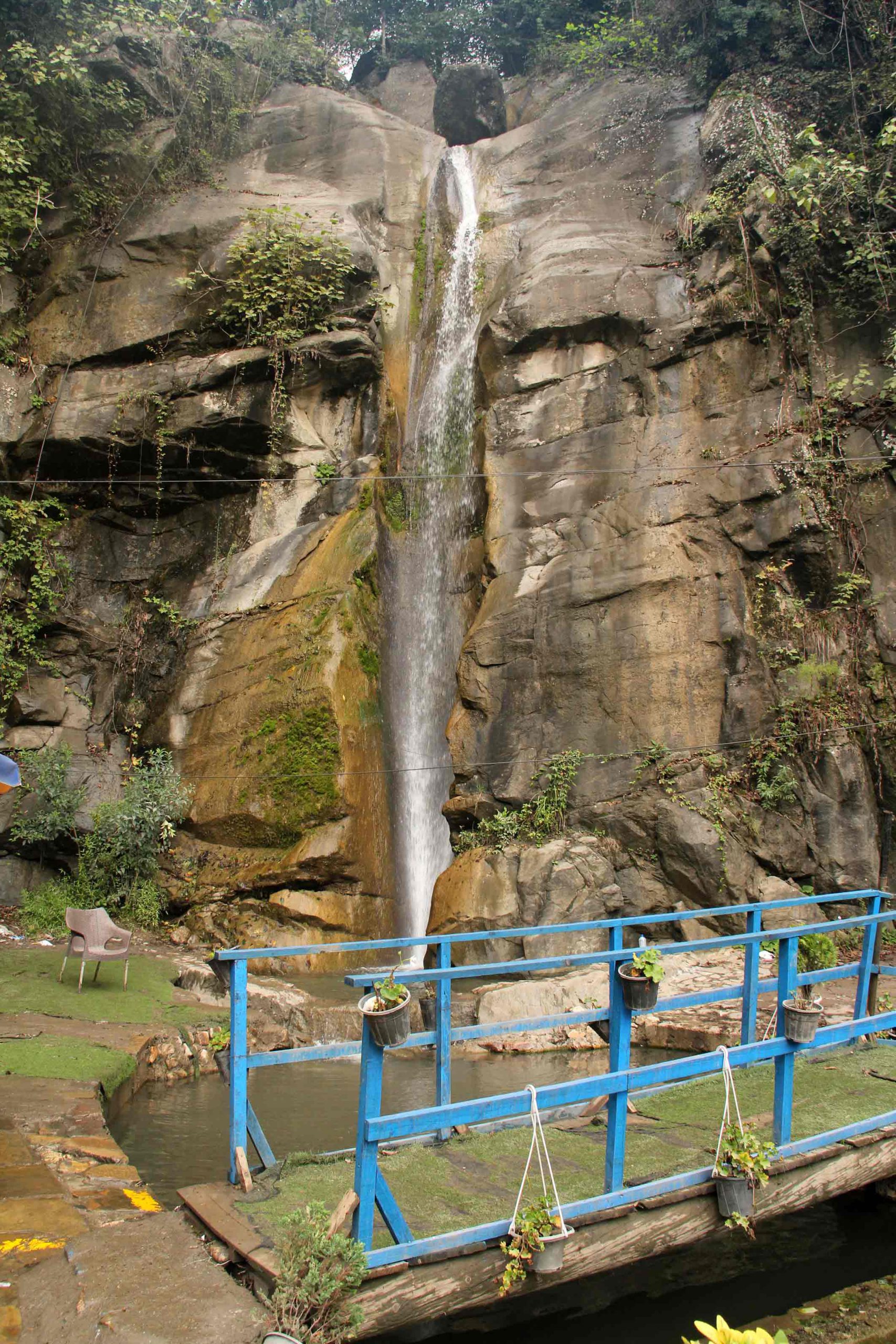 آبشار جواهرده, Javaherdeh Waterfall