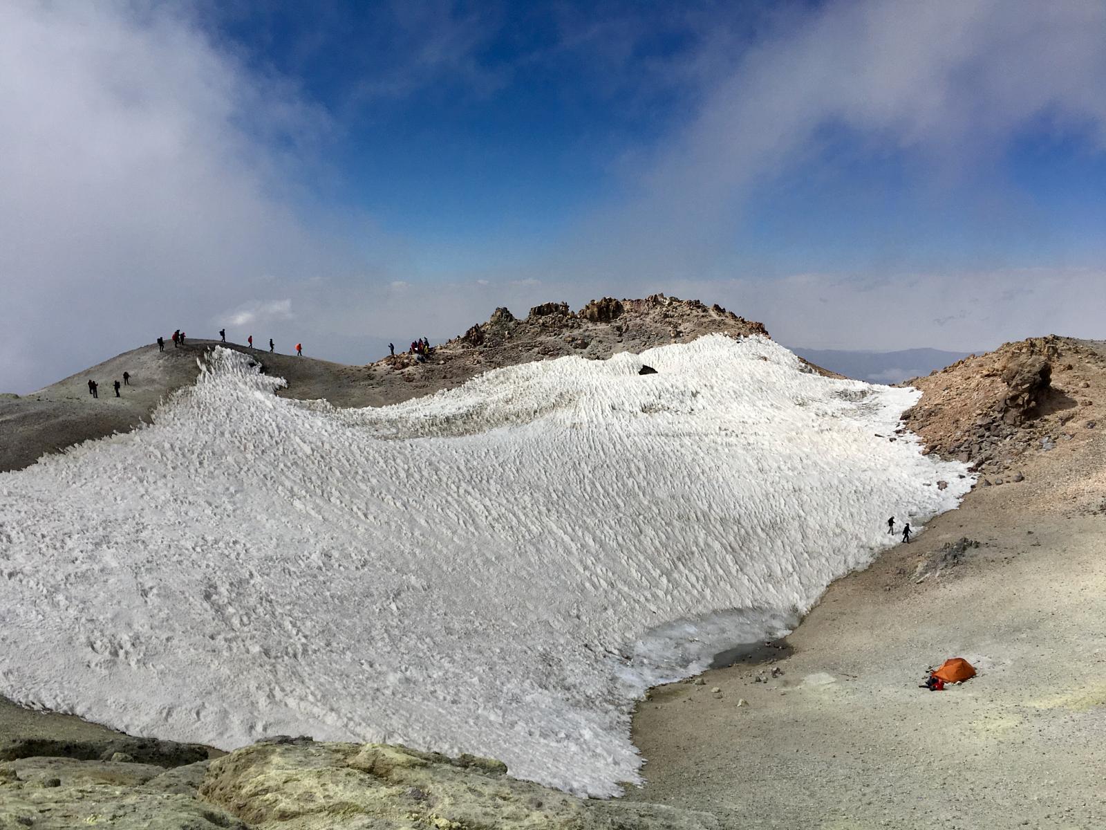 قله دماوند, Damavand Peak