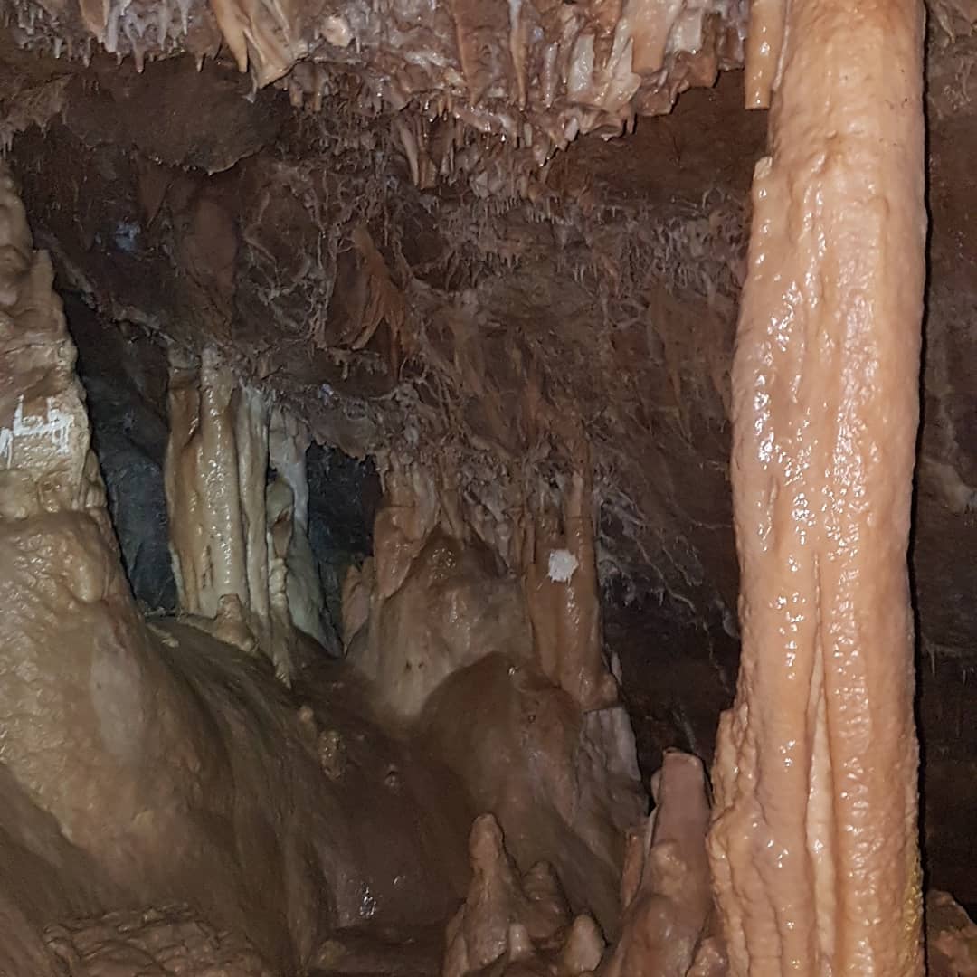 غار گل زرد, Golezard Cave
