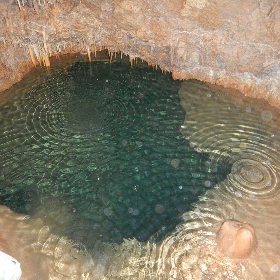 غار گل زرد, Golezard Cave