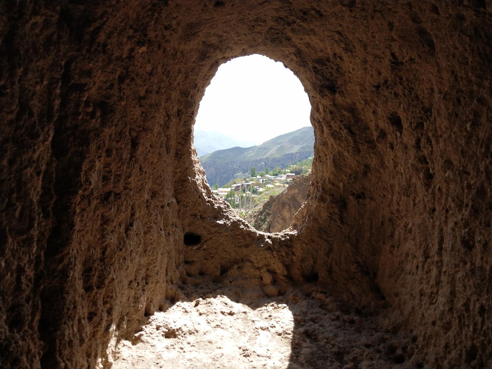 غارهای کافرکلی, Kaferkeli Caves