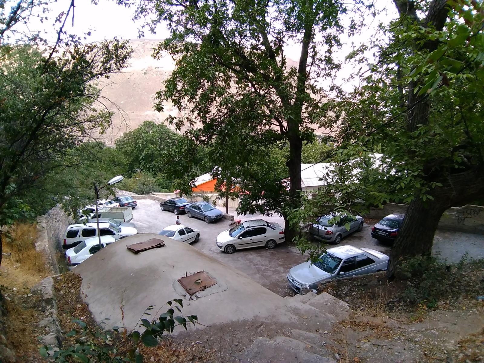 پارکینگ در روستای شاهاندشت, Parking in Shahandasht Village